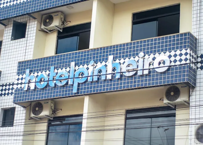 Hotel Pinheiro
